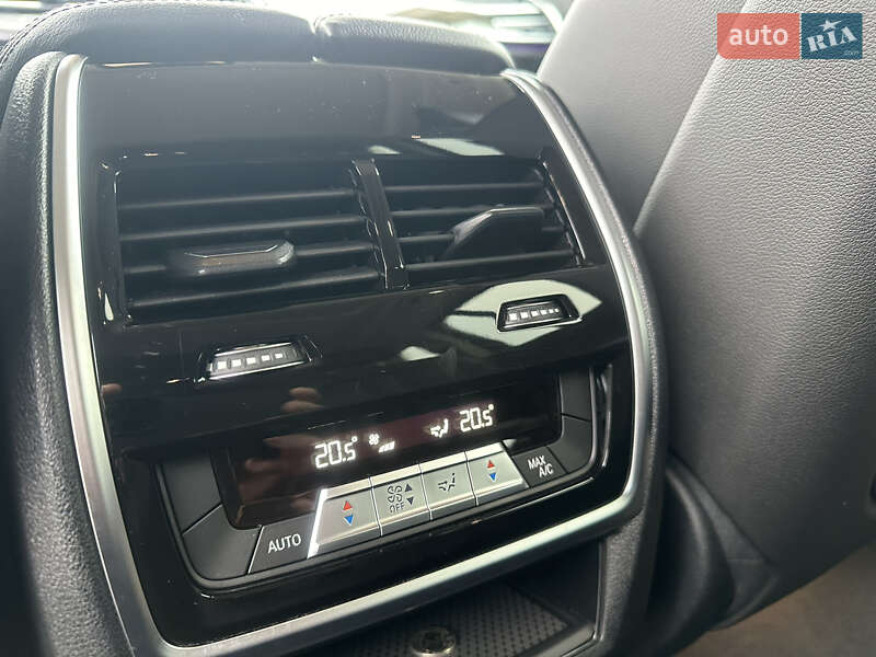 Внедорожник / Кроссовер BMW X7 2019 в Владимире