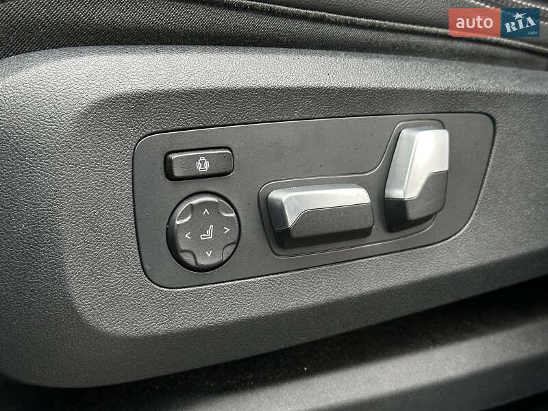 Внедорожник / Кроссовер BMW X7 2019 в Киеве фото 40 Внедорожник / Кроссовер BMW X7 2019 в Киеве