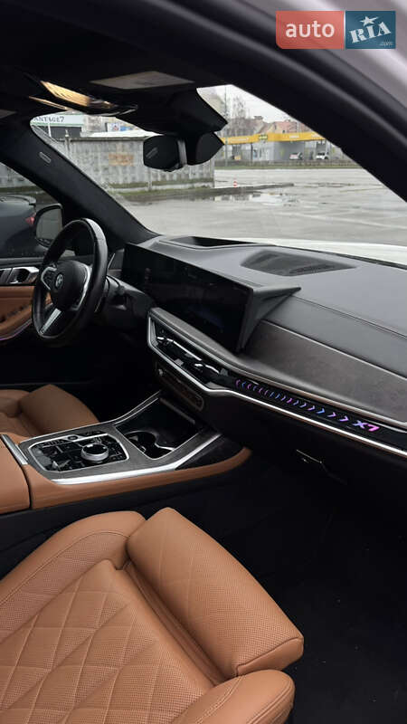 Внедорожник / Кроссовер BMW X7 2023 в Броварах