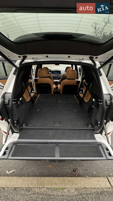 Внедорожник / Кроссовер BMW X7 2023 в Броварах