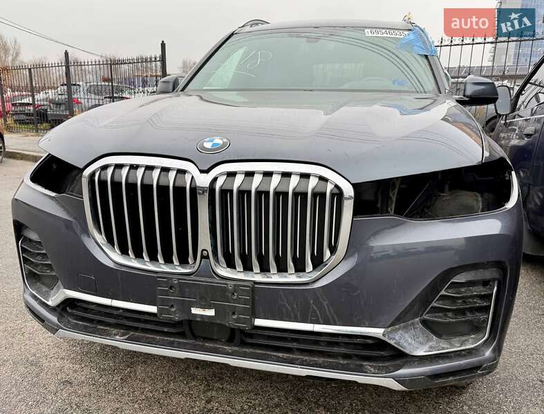 BMW X7 2020