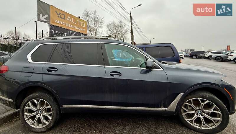 Внедорожник / Кроссовер BMW X7 2020 в Киеве