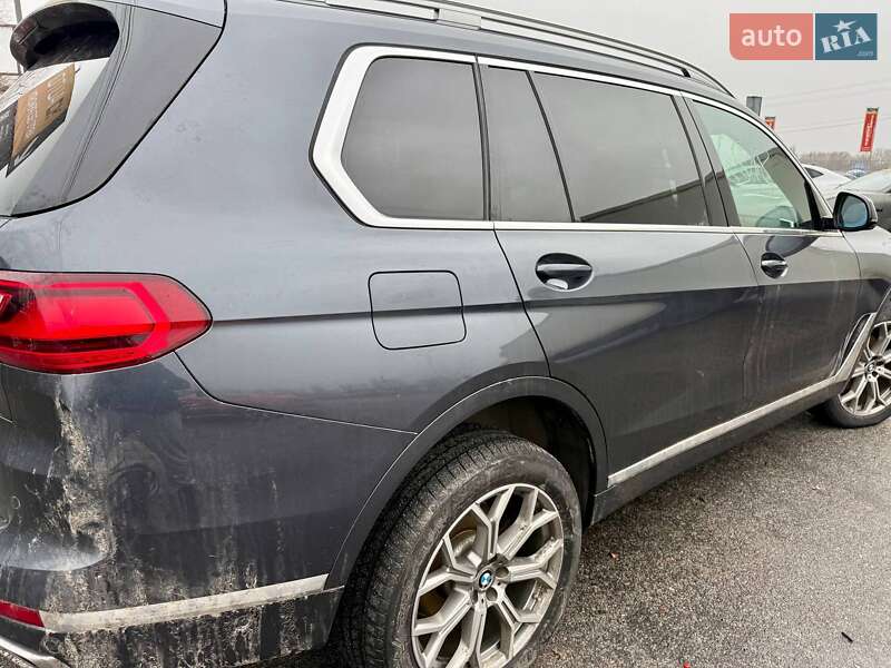 Внедорожник / Кроссовер BMW X7 2020 в Киеве