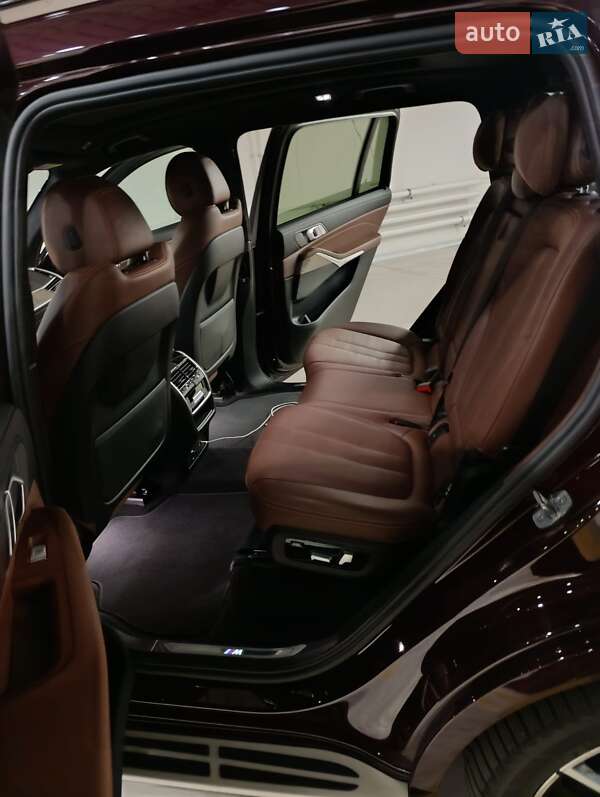 Позашляховик / Кросовер BMW X7 2022 в Києві фото 51 Позашляховик / Кросовер BMW X7 2022 в Києві