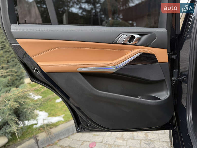 Внедорожник / Кроссовер BMW X7 2022 в Львове