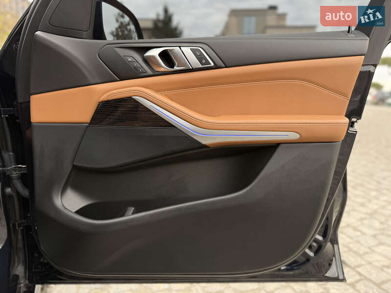 Внедорожник / Кроссовер BMW X7 2022 в Львове