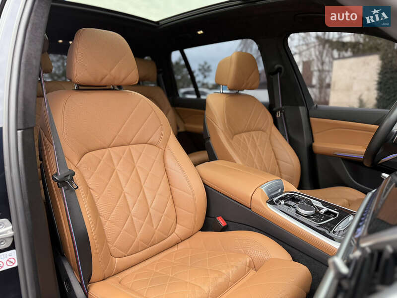 Внедорожник / Кроссовер BMW X7 2022 в Львове