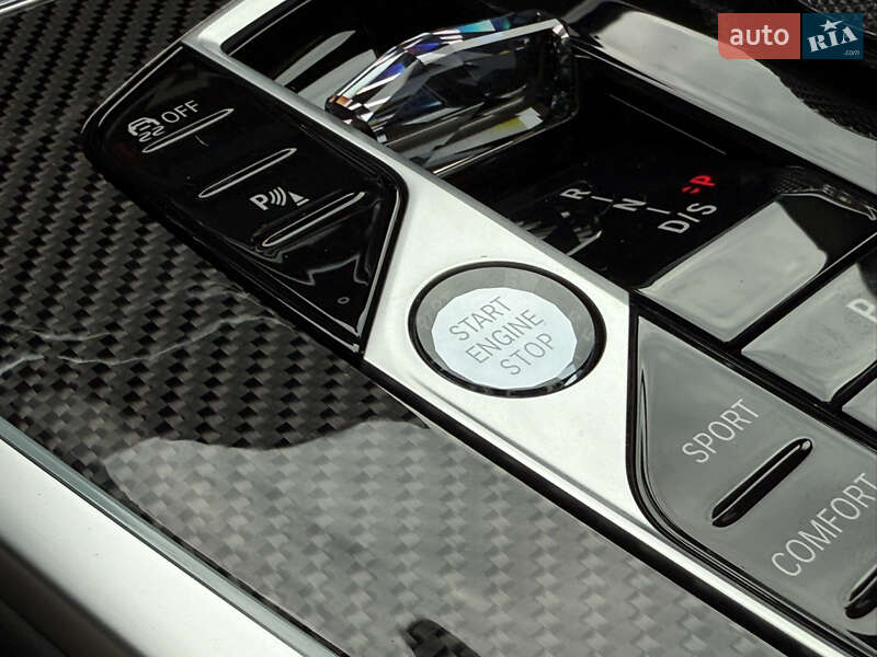 Внедорожник / Кроссовер BMW X7 2025 в Киеве