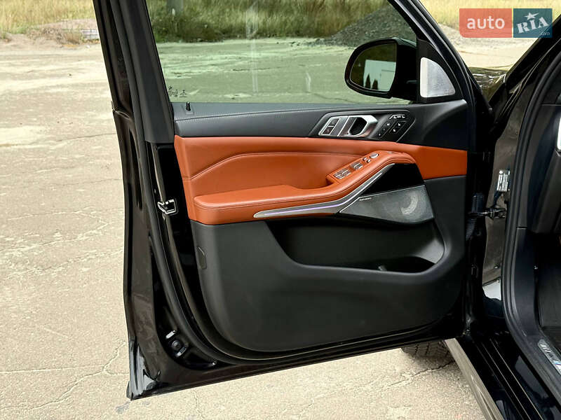 Внедорожник / Кроссовер BMW X7 2020 в Киеве