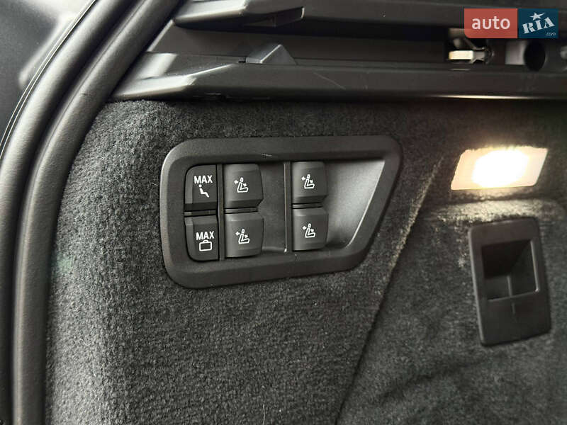 Внедорожник / Кроссовер BMW X7 2020 в Киеве