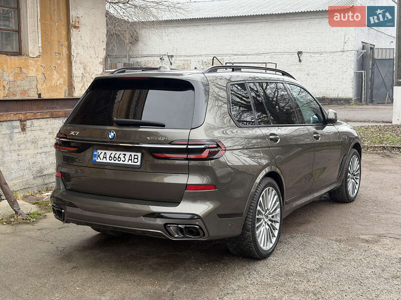 Внедорожник / Кроссовер BMW X7 2024 в Днепре фото 5 Внедорожник / Кроссовер BMW X7 2024 в Днепре