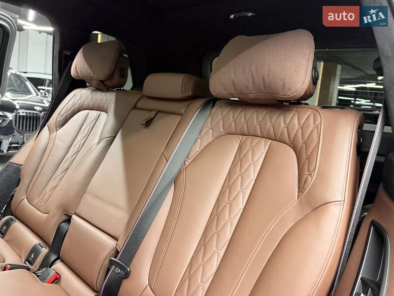 Внедорожник / Кроссовер BMW X7 2023 в Киеве