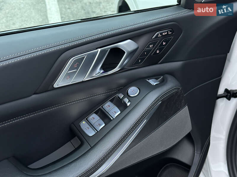 Внедорожник / Кроссовер BMW X7 2022 в Киеве фото 20 Внедорожник / Кроссовер BMW X7 2022 в Киеве