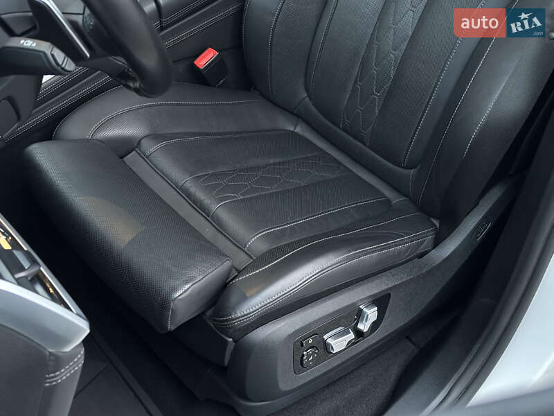 Внедорожник / Кроссовер BMW X7 2022 в Киеве фото 23 Внедорожник / Кроссовер BMW X7 2022 в Киеве