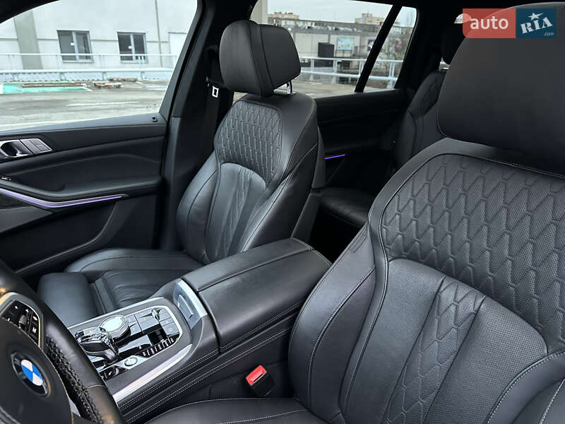 Внедорожник / Кроссовер BMW X7 2022 в Киеве фото 26 Внедорожник / Кроссовер BMW X7 2022 в Киеве
