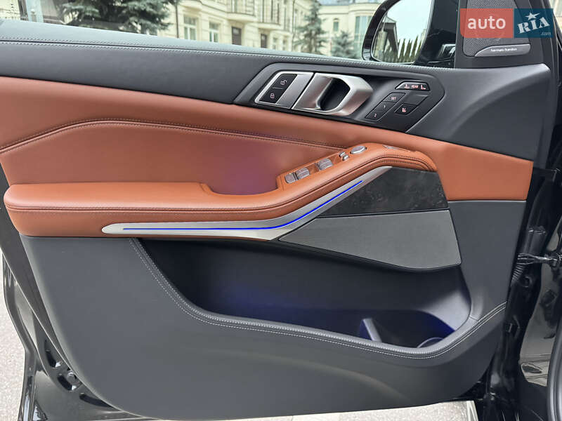 Внедорожник / Кроссовер BMW X7 2023 в Киеве фото 37 Внедорожник / Кроссовер BMW X7 2023 в Киеве