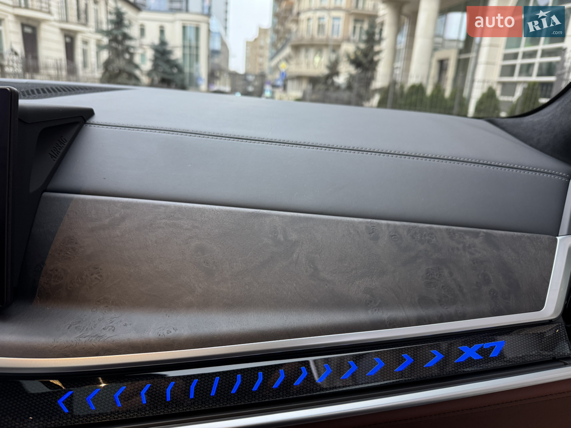 2023 BMW X7 - мініатюра 51