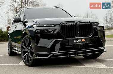 Внедорожник / Кроссовер BMW X7 2023 в Киеве