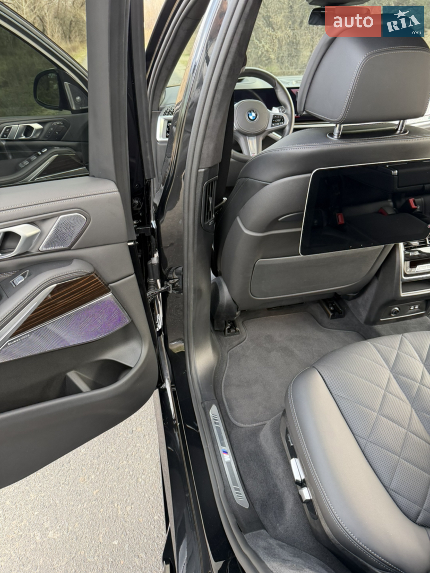 2024 BMW X7 - мініатюра 32