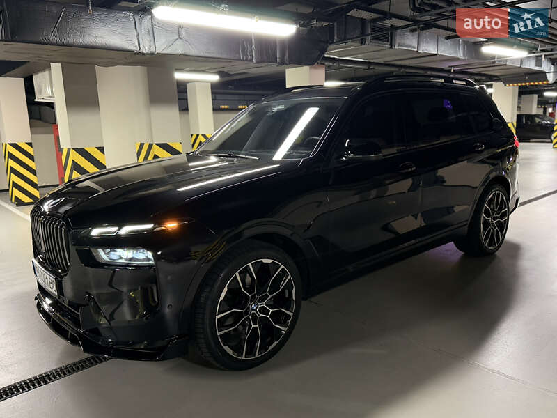 Внедорожник / Кроссовер BMW X7 2023 в Одессе