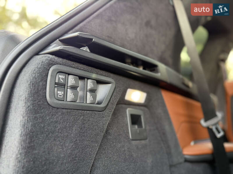 Позашляховик / Кросовер BMW X7 2023 в Львові