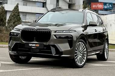 Внедорожник / Кроссовер BMW X7 2024 в Киеве