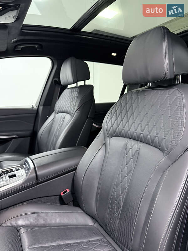 Позашляховик / Кросовер BMW X7 2024 в Одесі