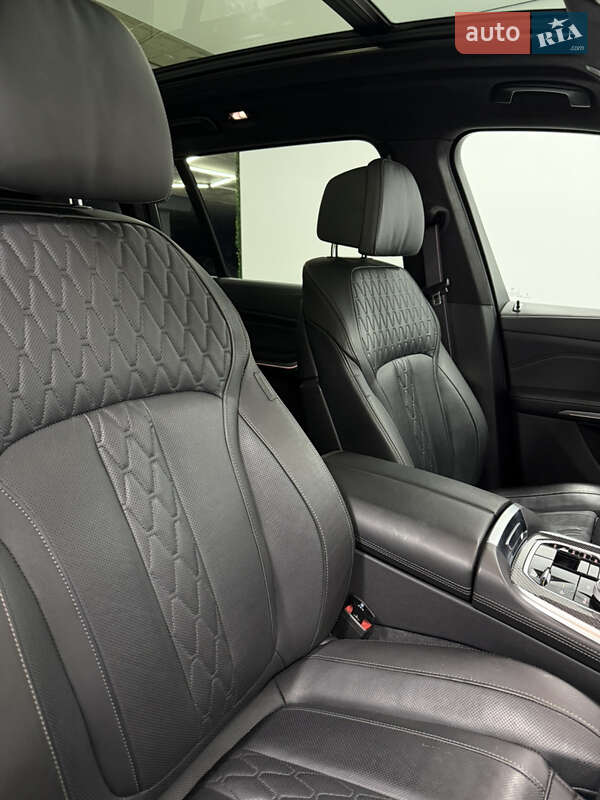 Позашляховик / Кросовер BMW X7 2024 в Одесі