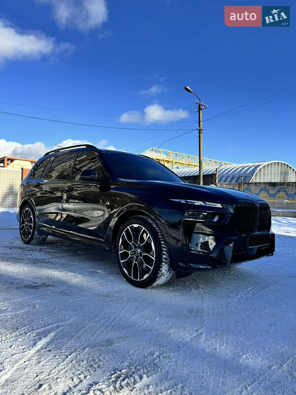 Внедорожник / Кроссовер BMW X7 2024 в Днепре фото Внедорожник / Кроссовер BMW X7 2024 в Днепре