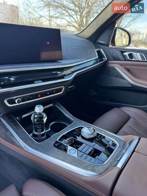 Внедорожник / Кроссовер BMW X7 2024 в Днепре фото 17 Внедорожник / Кроссовер BMW X7 2024 в Днепре