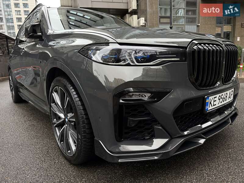Позашляховик / Кросовер BMW X7 2022 в Києві фото 10 Позашляховик / Кросовер BMW X7 2022 в Києві
