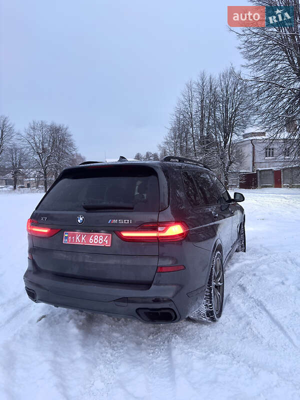 Внедорожник / Кроссовер BMW X7 2021 в Киеве