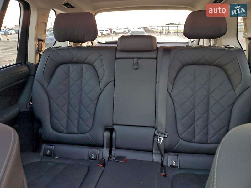 Внедорожник / Кроссовер BMW X7 2024 в Львове фото 10 Внедорожник / Кроссовер BMW X7 2024 в Львове