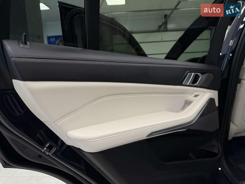 Позашляховик / Кросовер BMW X7 2021 в Тернополі фото 50 Позашляховик / Кросовер BMW X7 2021 в Тернополі