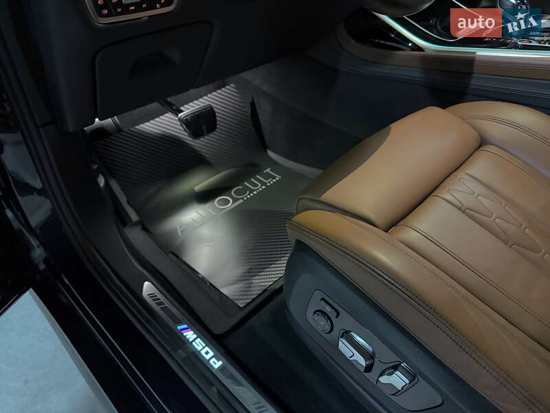 Позашляховик / Кросовер BMW X7 2019 в Дніпрі