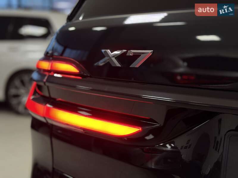 Внедорожник / Кроссовер BMW X7 2024 в Тернополе