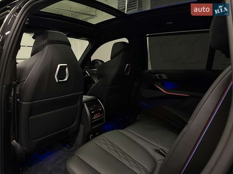 Внедорожник / Кроссовер BMW X7 2024 в Тернополе