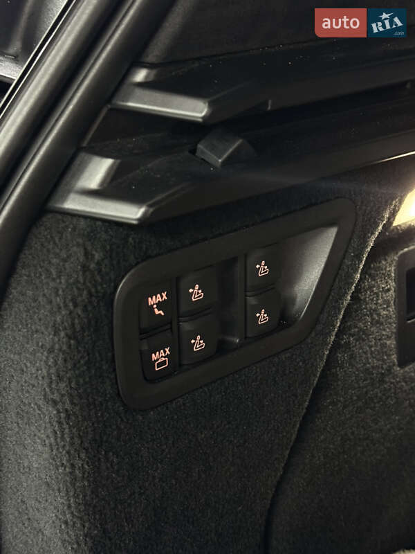 Внедорожник / Кроссовер BMW X7 2022 в Одессе