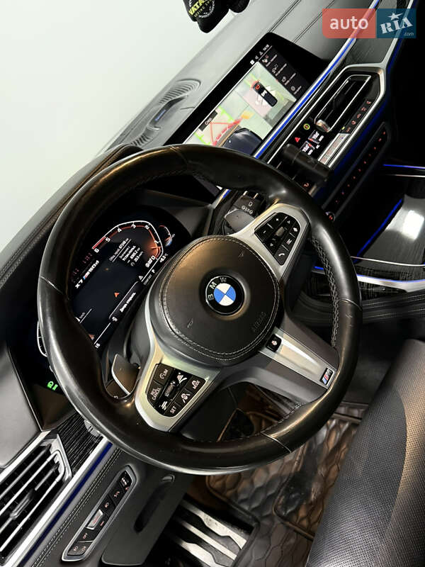 Внедорожник / Кроссовер BMW X7 2022 в Одессе