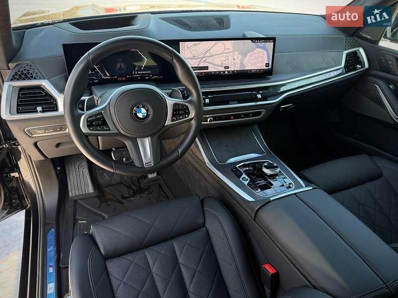 Внедорожник / Кроссовер BMW X7 2024 в Киеве