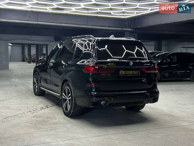 Внедорожник / Кроссовер BMW X7 2022 в Черновцах