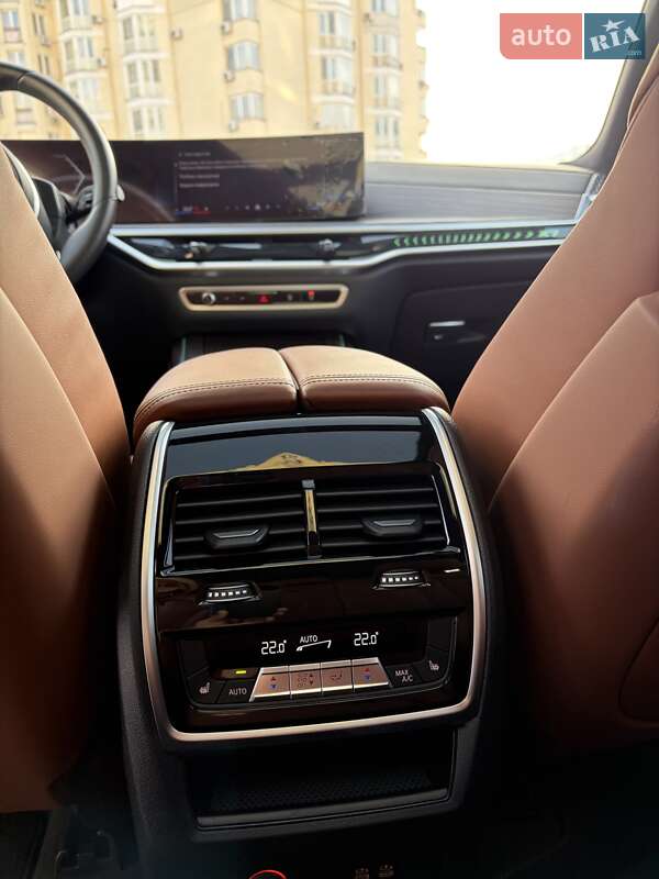 Внедорожник / Кроссовер BMW X7 2023 в Киеве фото 15 Внедорожник / Кроссовер BMW X7 2023 в Киеве