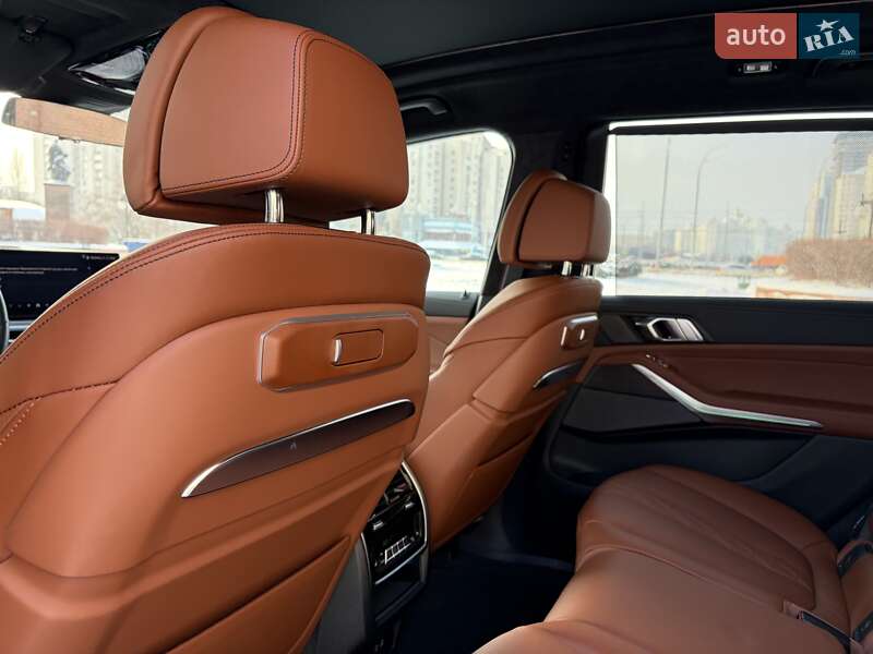 Внедорожник / Кроссовер BMW X7 2023 в Киеве фото 24 Внедорожник / Кроссовер BMW X7 2023 в Киеве