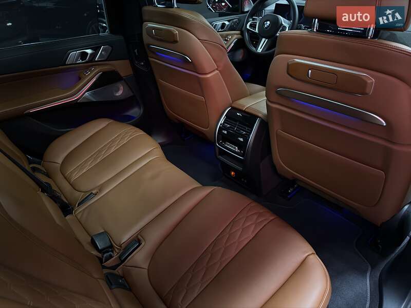 Внедорожник / Кроссовер BMW X7 2024 в Тернополе