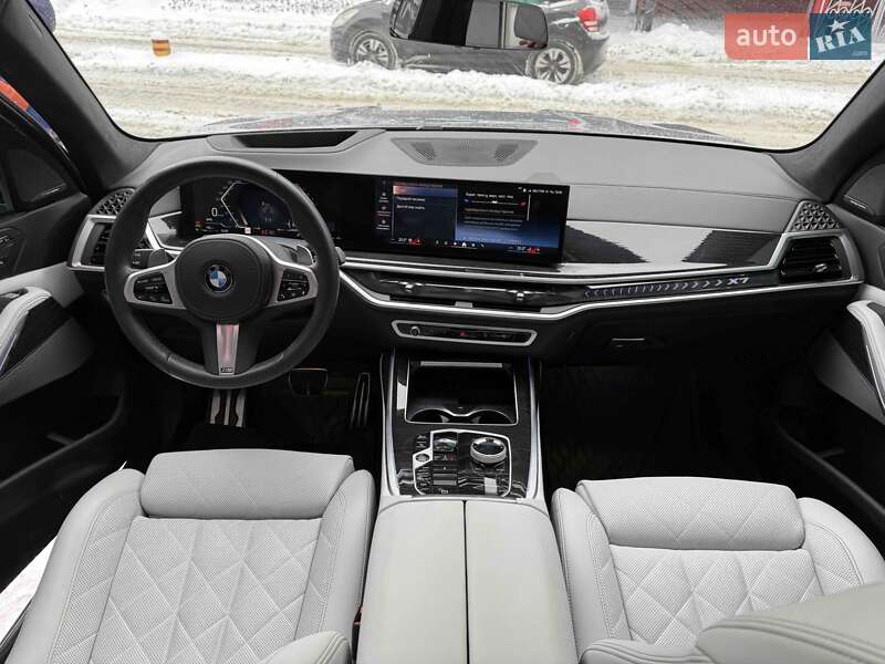 Внедорожник / Кроссовер BMW X7 2024 в Львове