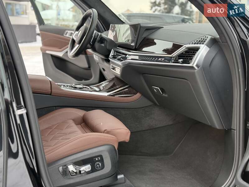 Внедорожник / Кроссовер BMW X7 2025 в Львове