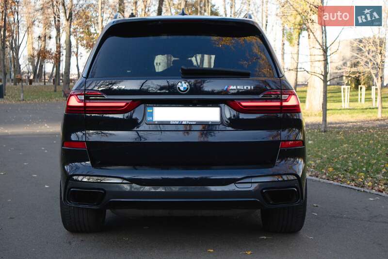 Внедорожник / Кроссовер BMW X7 2021 в Киеве