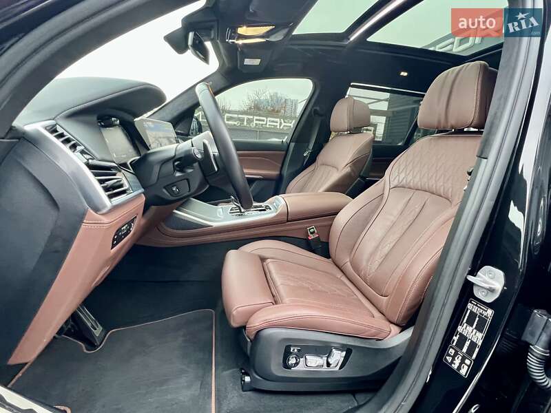 Внедорожник / Кроссовер BMW X7 2022 в Киеве