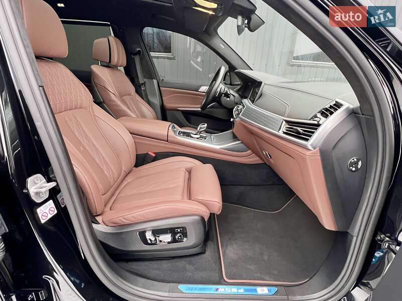 Внедорожник / Кроссовер BMW X7 2022 в Киеве