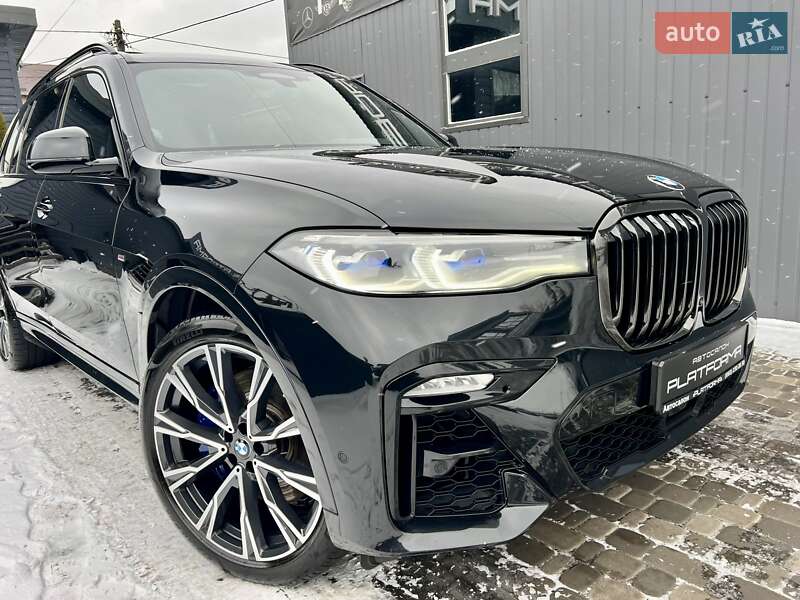 Внедорожник / Кроссовер BMW X7 2022 в Киеве